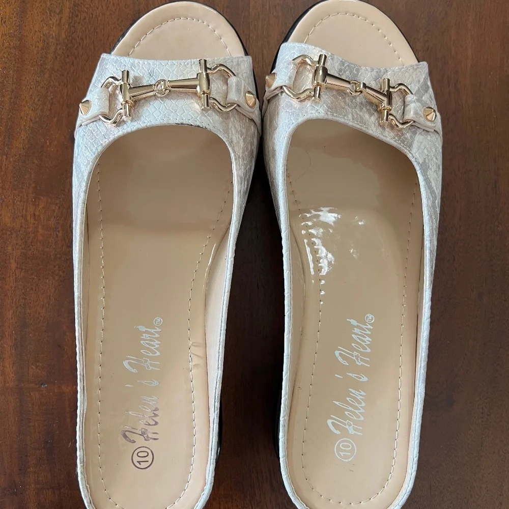 Helen's Heart Snake Print Size 10 Wedge Shoes NWOB - Picture 1 of 6